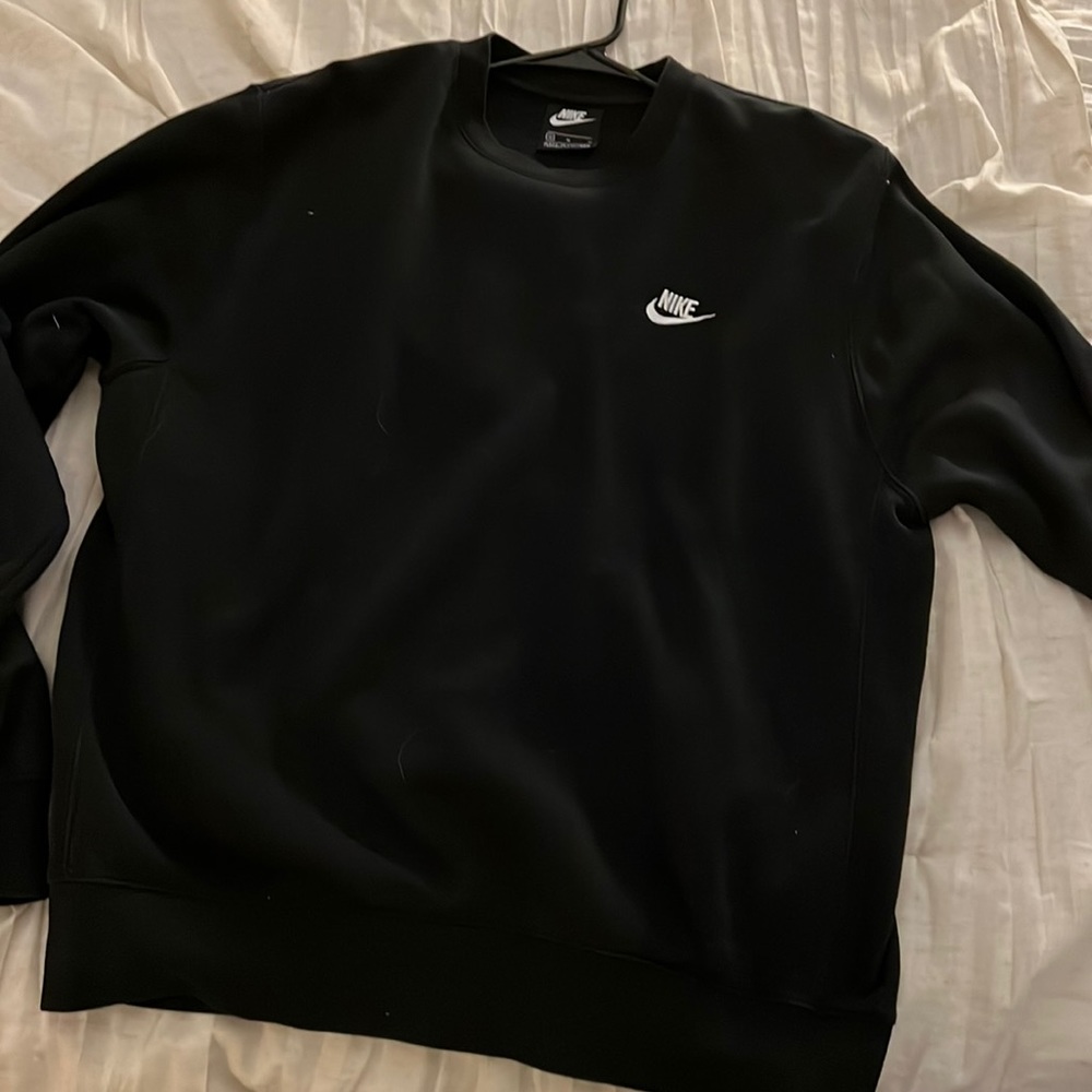 Nike sweatshirt